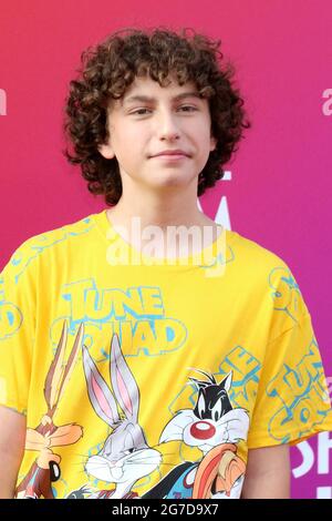 Los Angeles, USA. Juli 2021. LOS ANGELES - 12. JULI: August Maturo beim Space Jam: A New Legacy Premiere im Microsoft Theatre am 12. Juli 2021 in Los Angeles, CA (Foto von Katrina Jordan/Sipa USA) Quelle: SIPA USA/Alamy Live News Stockfoto