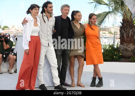 13. Juli 2021, Cannes, Provence Alpes Cote d'Azur, Frankreich: Talents Adami im Rahmen der 74. Jährlichen Filmfestspiele von Cannes am 11. Juli 2021 in Cannes, Frankreich (Bild: © Mickael Chavet via ZUMA Wire) Stockfoto