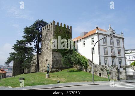 Fernandine Mauern, Mauern von Dom Fernando, Muralhas Fernandinas, Porto, Portugal, Europa Stockfoto