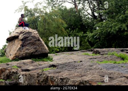 The Bronx, New York, NY, USA, 13. Juli 2021. Bewohner der Bronx nehmen an Aktivitäten im Crotona Park in der Bronx, New York City, Teil. Stockfoto