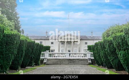 Áras an Uachtaráin, die offizielle Residenz des irischen Präsidenten im Phoenix Park in Dublin, Irland. Stockfoto