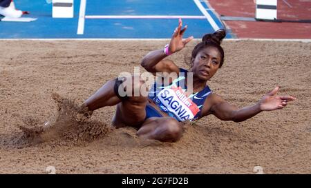 Gateshead, England, Großbritannien. Juli 2021. Khaddi Sagnia aus Schweden in Aktion beim Weitsprung-Finale der Frauen, beim Gateshead 2021 Müller British Grand Prix, im Gateshead International Stadium. Kredit: Iain McGuinness/Alamy Live Nachrichten Stockfoto