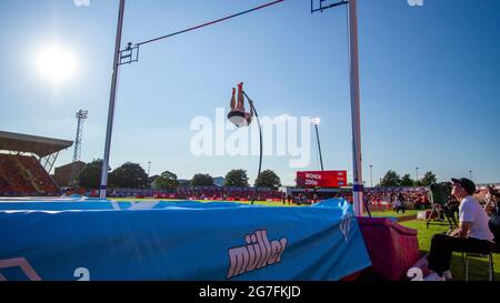 Gateshead, England, Großbritannien. Juli 2021. Michaela Meijer aus Schweden im Einsatz beim Polsprung-Finale der Frauen, beim britischen Grand Prix von Gateshead Müller 2021 im Gateshead International Stadium. Kredit: Iain McGuinness/Alamy Live Nachrichten Stockfoto