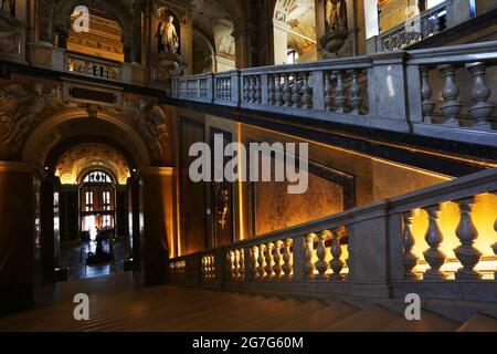 Wien, das Kunsthistorische Museum ist ein Kunstmuseum mit Gemälden in der Hauptstadt Wien. Es zählt zu den größten und bedeutendsten Museen der Welt.. Stockfoto