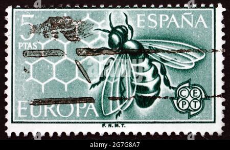 SPANIEN - UM 1962: Eine in Spanien gedruckte Briefmarke zeigt Bienen und Honigwaben, um 1962 Stockfoto