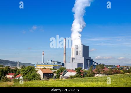 Tepelná elektrárna Ledvice, Severní Čechy, Česká republika / Powe Werk Ledvice in der Nähe von Bilina, Nordböhmen, Tschechische republik Stockfoto