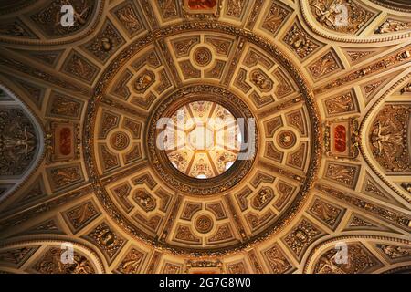 Wien, das Kunsthistorische Museum ist ein Kunstmuseum mit Gemälden in der Hauptstadt Wien. Es zählt zu den größten und bedeutendsten Museen der Welt.. Stockfoto