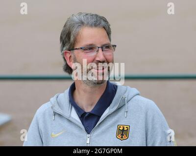 DLV National Coach Discus Throw Men Torsten Lönnfors beim Schönebecker Solecup 2021 Stockfoto