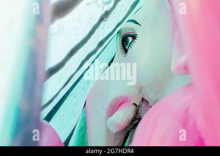 Schöne frisch bemalte Ton Idol von Lord Ganesha , in Kumartuli, als Vorbereitung für 'Durga Puja' Festival in Kumartuli, Kolkata, Hauptstadt von West Beng Stockfoto