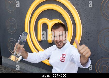 Madrid, Spanien. Juli 2021. Arnau Paris posiert während der Porträtsitzung als Gewinner des Meisterkochs 9 in Madrid. (Foto: Atilano Garcia/SOPA Images/Sipa USA) Quelle: SIPA USA/Alamy Live News Stockfoto