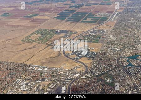 Luftaufnahme der Skyline der Innenstadt von Phoenix, Arizona mit Blick nach Nordosten auf die USA Stockfoto