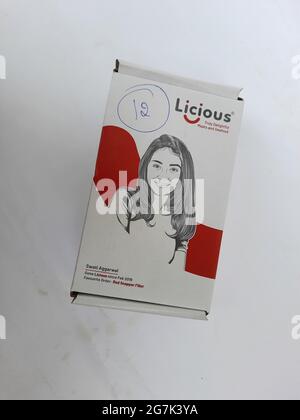 BANGALORE, INDIEN – 27. Juni 2021: Bangalore, Karnataka, Indien, 27 2021. Juni Nahaufnahme von Licious Company ohne Gemüse oder Fleisch in der Box isoliert auf w verpackt Stockfoto