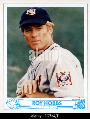 Aktions-Baseballkarte mit dem Schauspieler Robert Redford in seiner Rolle als Roy Hobbs aus dem Film The Natural, der 1984 von Sony Pictions veröffentlicht wurde. Stockfoto