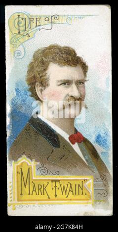 Der amerikanische Autor Mark Twain ist auf dem Cover eines kleinen Büchleins mit dem Titel Life of Mark Twain abgebildet, das als Prämie in eine Packung Dukes-Zigaretten eingelegt wurde. Stockfoto