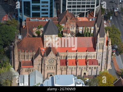 BRISBANE, AUSTRALIEN - 14. Aug 2014: Luftaufnahme der St. John's Cathedral in Ann Street, Brisbane, Queensland, Australien. Stockfoto