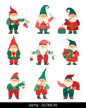 Weihnachtsgnomes. Niedliche Elfen Zwerge mit Winterurlaub Elemente Geschenke, Socken, Stechbeeren. Flache Cartoon xmas gnome Charakter Vektor-Set. Magische Märchenfiguren mit Geschenken und Süßigkeiten Stock Vektor