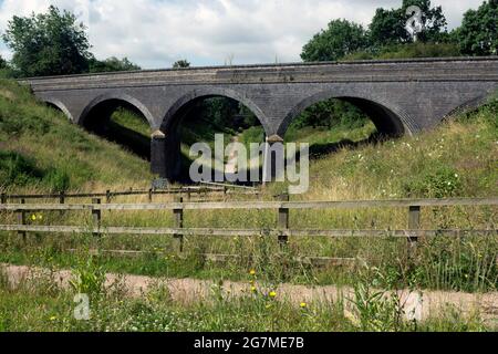 Die fünf Bögen auf dem Great Central Walk in der Nähe von Newton, Warwickshire, England, Großbritannien Stockfoto