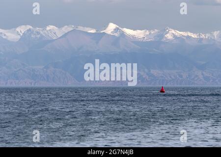 Kapriz Issyk Kul Resort See, Kirgisistan, Stockfoto