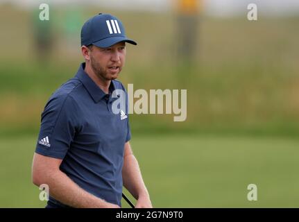 15. Juli 2021; Royal St Georges Golf Club, Sandwich, Kent, England; The Open Championship, PGA Tour, European Tour Golf, erste Runde ; Daniel Berger (USA) auf dem 16. Loch Credit: Action Plus Sports Images/Alamy Live News Stockfoto