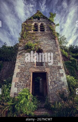 Die gruselige, verösterliche Muschel der St. Mary's Church in Tintern, Wales Stockfoto