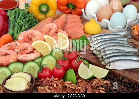 Peskatarische Ernährung Konzept für eine ausgewogene Ernährung mit hohem Protein, Omega-3, Vitaminen, Mineralien, Antioxidantien, Lycopin, Anthocyane, Ballaststoffe. Stockfoto