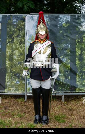 Windsor, Großbritannien. Juli 2021. The Blues and Royals bei der Royal Windsor Horse Show. Trooper Dickinson (im Bild) wurde mit dem Best turned out Trooper ausgezeichnet. Quelle: Maureen McLean/Alamy Stockfoto