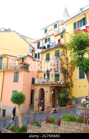 Cinque Terre Italien: Monterosso, Vernazza, Corniglia, Manarola und Riomaggiore. Die Cinque Terre, fünf Städte, besteht aus fünf Fischerdörfern. Stockfoto