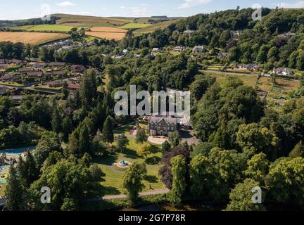 Luftaufnahme des Hawick Museums, Wilton Lodge Park, Hawick, Schottland. Stockfoto