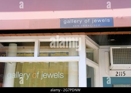 Gallery of Jewels-Geschäft in der Fillmore Street in San Francisco, Kalifornien; dauerhaft geschlossen wegen des Covid-19-Tierheims in der derzeitigen wirtschaftlichen Verlangsamung. Stockfoto