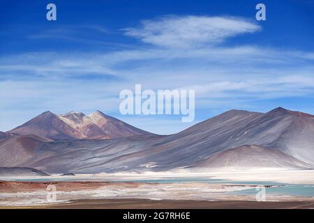 Salar de Talar, die Hochplateau-Salzseen im Nationalpark Los Flamencos, Region Antofagasta, Nordchile, Südamerika Stockfoto