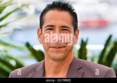 Palais des Festivals, Cannes, Frankreich. Juli 2021. Elkin Diaz nimmt an der Fotocall „Memoria“ Teil. Bild nach Kredit: Julie Edwards/Alamy Live News Stockfoto