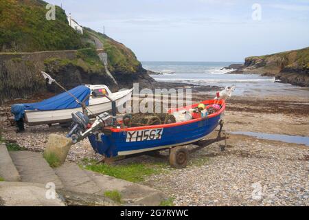 Port Gaverne an der Nordküste Cornwalls Stockfoto