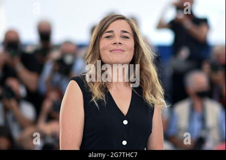 Cannes, Frankreich. Juli 2021. Blanche Gardin nimmt am 16. Juli 2021 an der France Photocall im Rahmen der 74. Internationalen Filmfestspiele von Cannes in Cannes, Frankreich, Teil. Foto von Aurore Marechal/ABACAPRESS.COM Quelle: Abaca Press/Alamy Live News Stockfoto