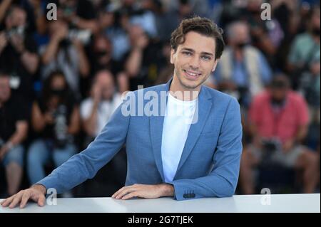 Cannes, Frankreich. Juli 2021. Emanuele Arioli nimmt am 16. Juli 2021 an der France Photocall im Rahmen der 74. Internationalen Filmfestspiele von Cannes in Cannes, Frankreich, Teil. Foto von Aurore Marechal/ABACAPRESS.COM Quelle: Abaca Press/Alamy Live News Stockfoto