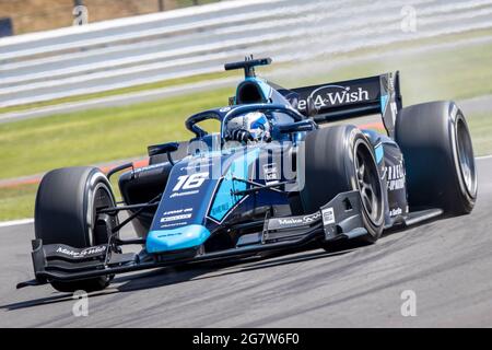 Silverstone Circuit, Silverstone, Northamptonshire, Großbritannien. Juli 2021. F2 großer Preis von Großbritannien, freies Training; Roy Nissany in seinem DAMS Dallara F2 2018 Credit: Action Plus Sports/Alamy Live News Stockfoto