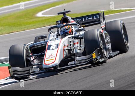Silverstone Circuit, Silverstone, Northamptonshire, Großbritannien. Juli 2021. F2 British Grand Prix, Free Practice; Christian Lundgaard in seiner KUNST Grand Prix Dallara F2 2018 Credit: Action Plus Sports/Alamy Live News Stockfoto