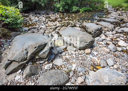 Trittsteine in Stainforth in North Yorkshire Stockfoto