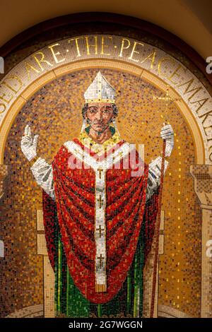 Mosaik von William von York, in der Krypta von York Minster, York, Yorkshire, England, Großbritannien. Stockfoto