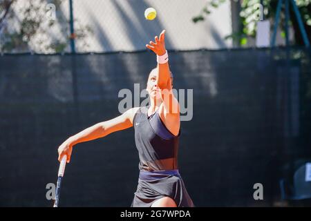 Mailand, Italien. Juli 2021. Sofia Costulas aus Belgien während der Bonfiglio Trophy 2021, Tennis Internationals in Mailand, Italien, Juli 16 2021 Quelle: Independent Photo Agency/Alamy Live News Stockfoto