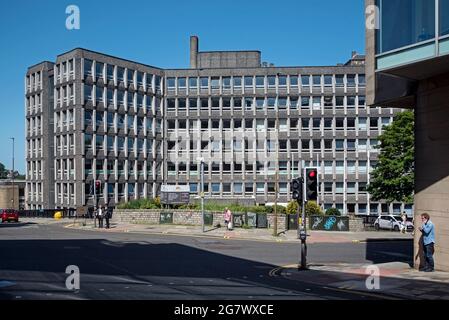 Argyle House, brutalistische Architektur der 1960er Jahre in der Altstadt von Edinburgh. Stockfoto