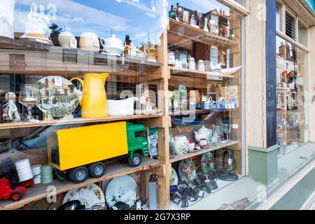 BRIC A brac Shop, Großbritannien 2021 Stockfoto