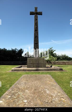 Das denkmalgeschützte Durham Light Infantry Cross in der Nähe der Kathedrale von Durham, das Soldaten des Regiments gewidmet ist, die im 2. Burenkrieg (1899-1902) starben. Stockfoto