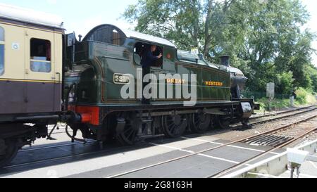 Dampflokomotive 5239 Goliath, die als Teil der Dartmouth Steam Railway in Paignton, Devon, England, UK, arbeitet. Stockfoto