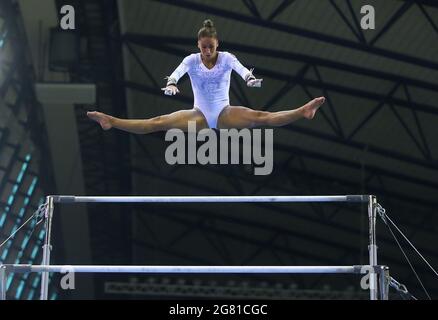 Lady Gymnastics - KATAR Stockfoto