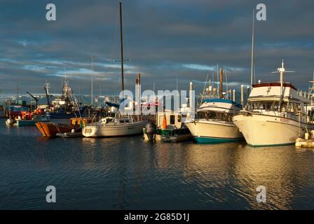 Segelboote Homer spit Harbor, Alaska Stockfoto