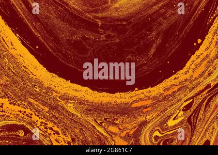 Lebendige Farbmischung Hintergrund, Gold und lebendige rote Farbmischung Stockfoto
