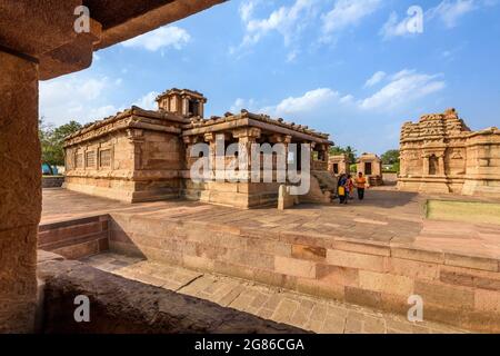 Aibole, Karnataka - 8. Januar 2020 : Hindu-gott-Tempel in Aibole. Eines der berühmten Touristenziele in Karnataka, Indien. Stockfoto