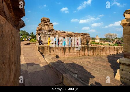 Aibole, Karnataka - 8. Januar 2020 : Hindu-gott-Tempel in Aibole. Eines der berühmten Touristenziele in Karnataka, Indien. Stockfoto