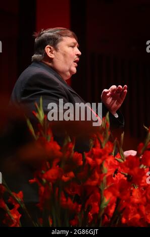 München, Deutschland. Juli 2021. Bernd Posselt, Sprecher der sudetendeutschen Volksgruppe, spricht beim Sudetendeutschen Tag. Quelle: Karl-Josef Hildenbrand/dpa/Alamy Live News Stockfoto