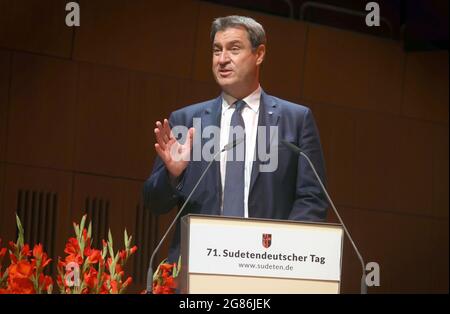 München, Deutschland. Juli 2021. Markus Söder, Vorsitzender der CSU und Bayerischer Ministerpräsident, spricht beim Sudetendeutschen Tag. Quelle: Karl-Josef Hildenbrand/dpa/Alamy Live News Stockfoto